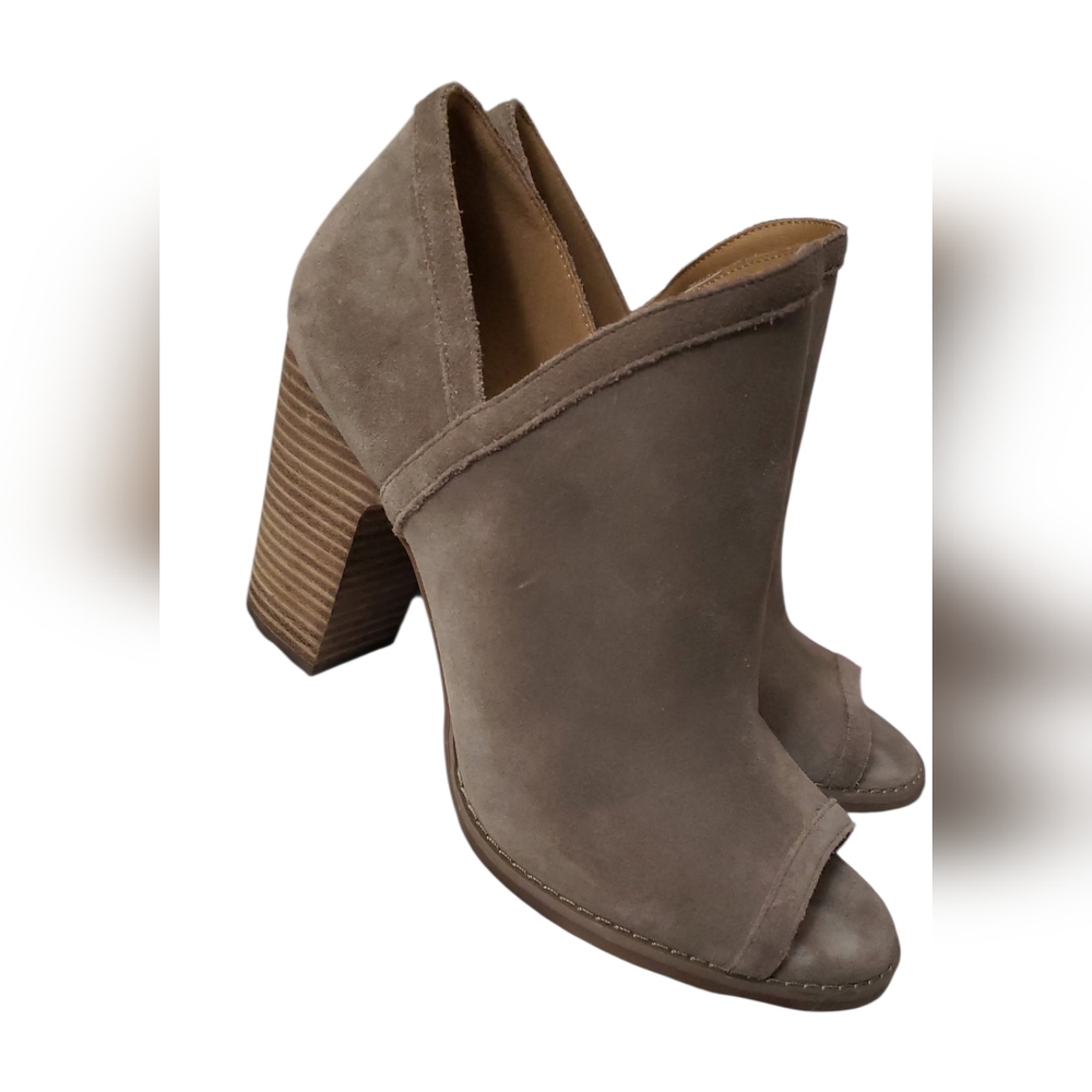 Lucky Brand  Suede Block-Heel bootie